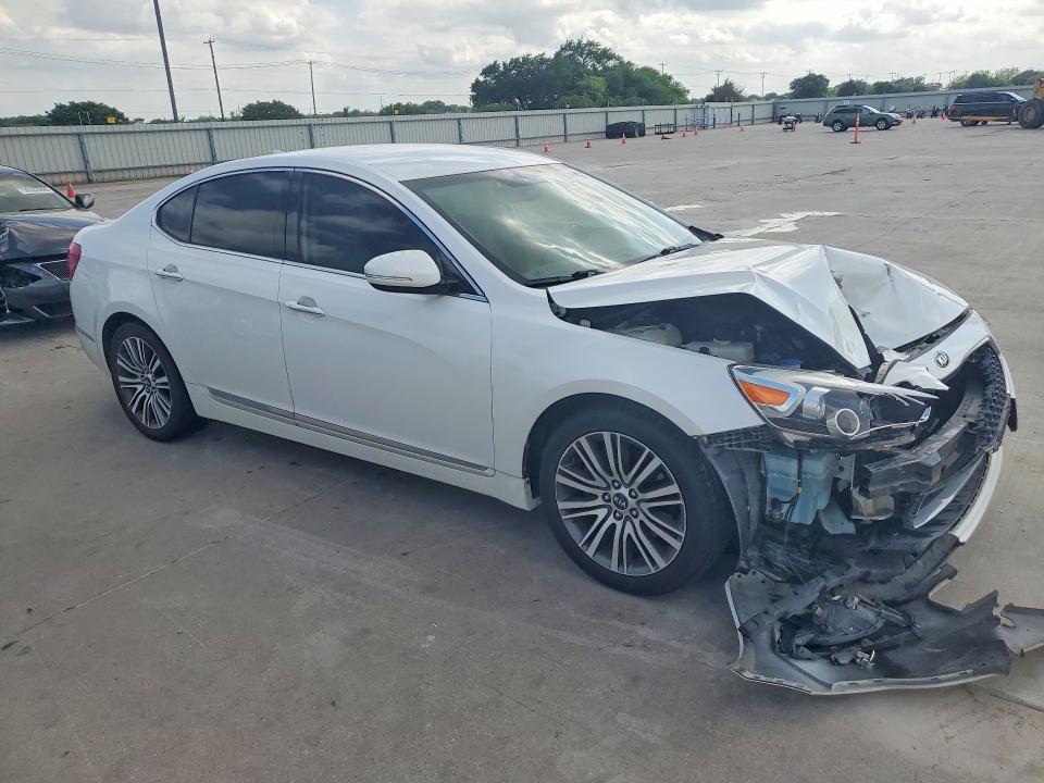 2015 KIA Cadenza Premium