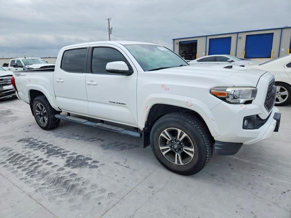 2018 Toyota Tacoma trd Sport