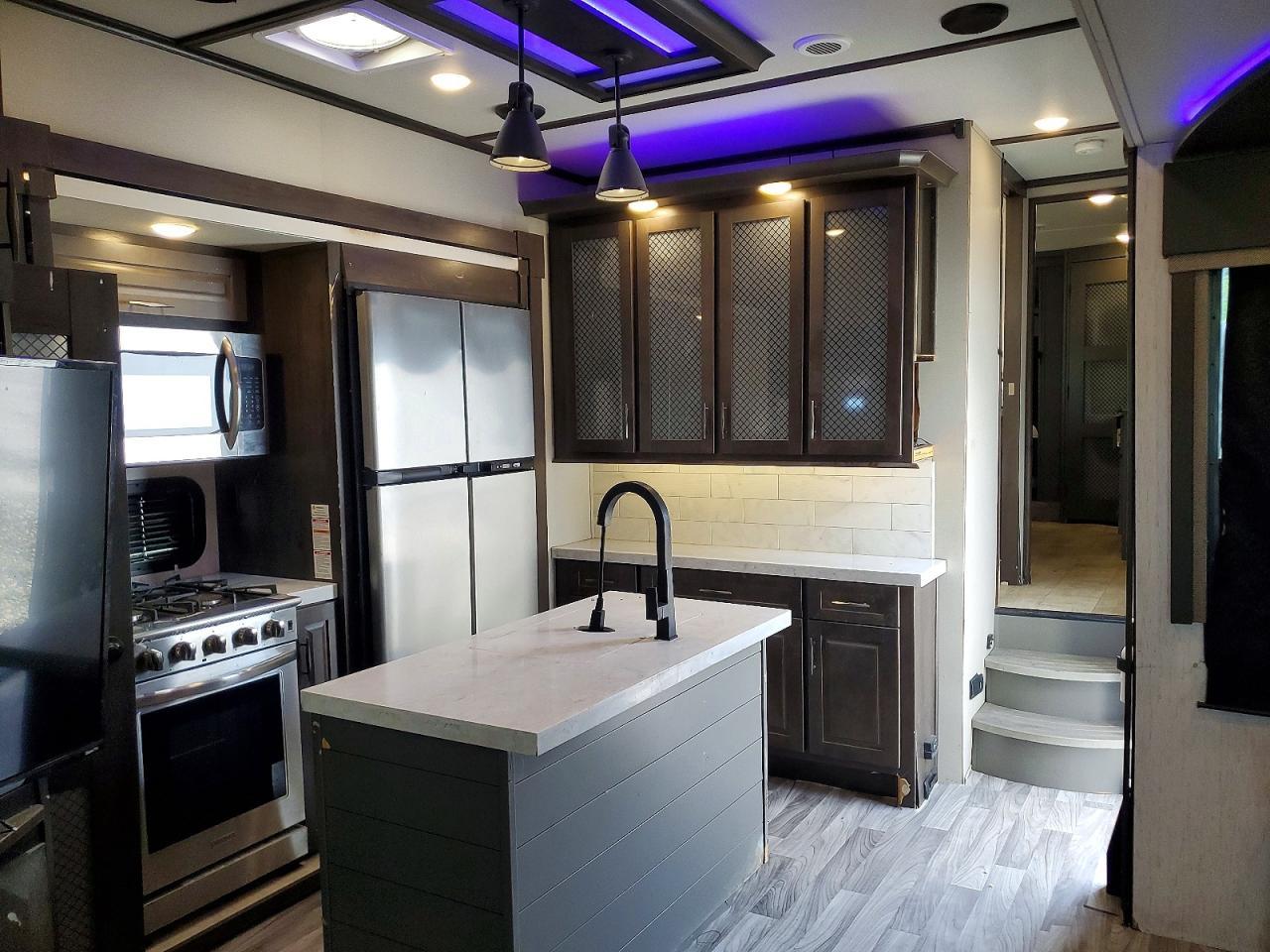 2021 Grand Design Momentum Camper