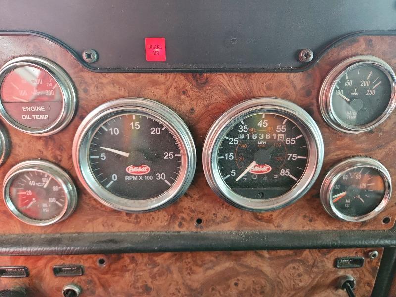 2005 Peterbilt 379 car Hauler Truck