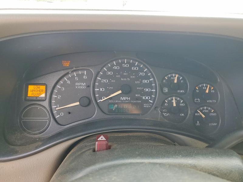2002 Chevrolet Tahoe C1500