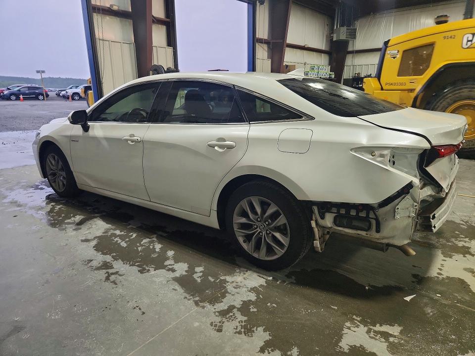 2019 Toyota Avalon Hybrid xle