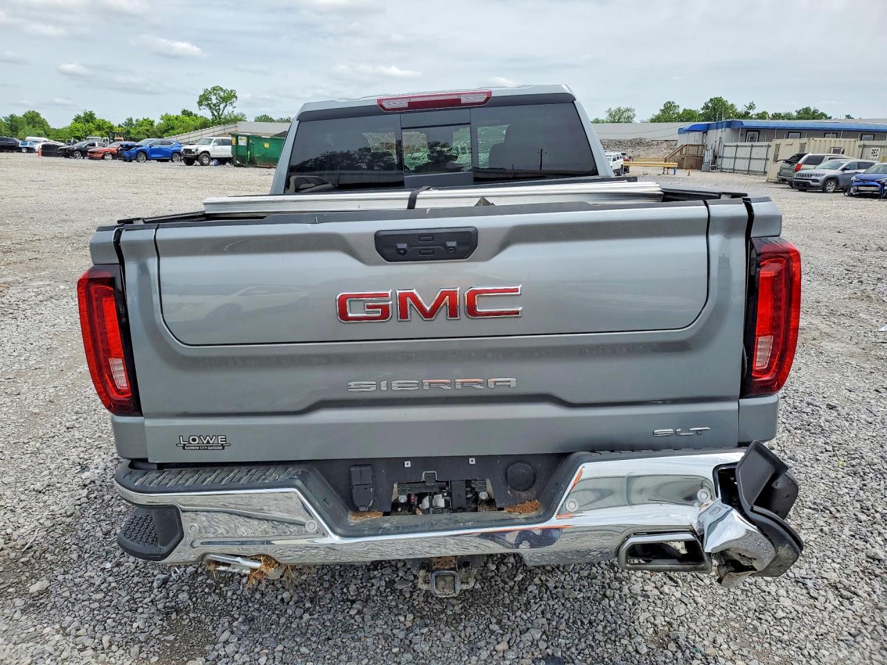 2026 GMC Sierra K1500 SLT