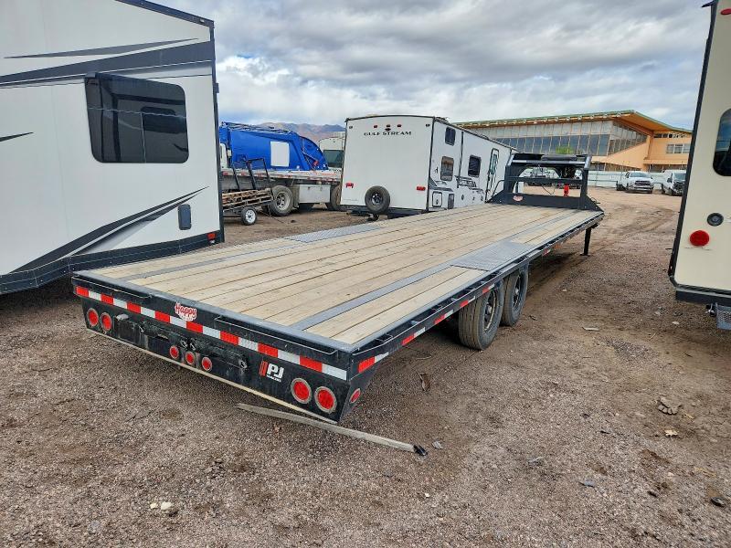 2026 PJ Gooseneck Flatbed