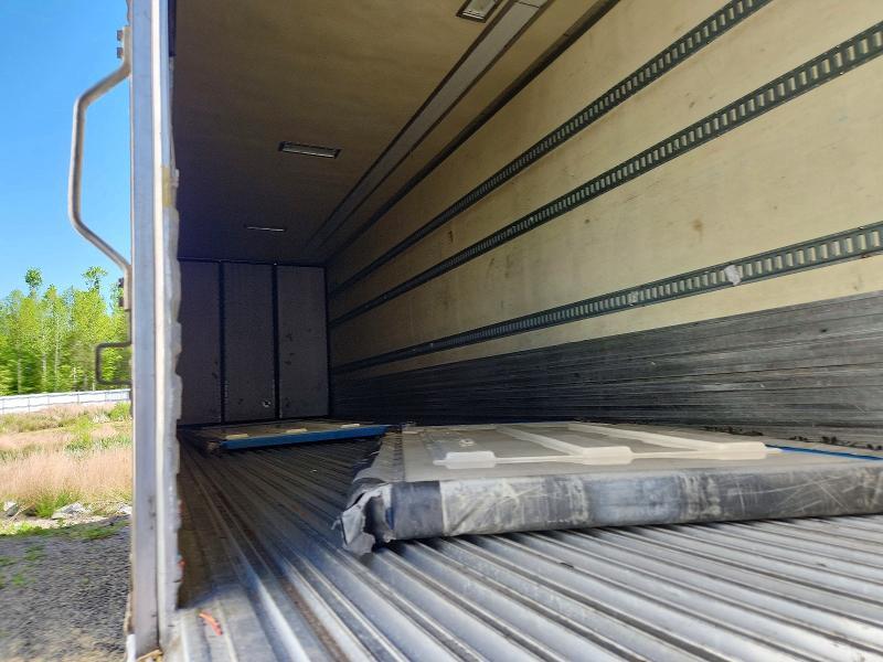 2015 Utility VS2RA Refrigerated Van Trailer