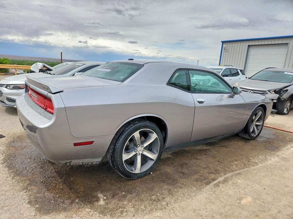 2014 Dodge Challenger sxt