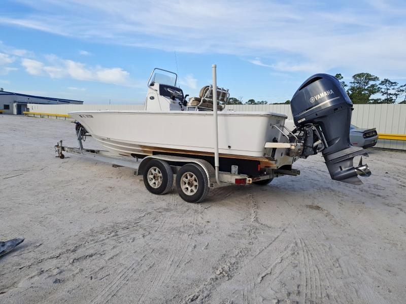 2020 Sportsmen 2020 Sportsman Masters 227 Bay Boat-Boat
