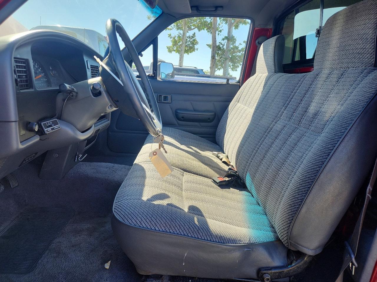 1994 Toyota Pickup DX