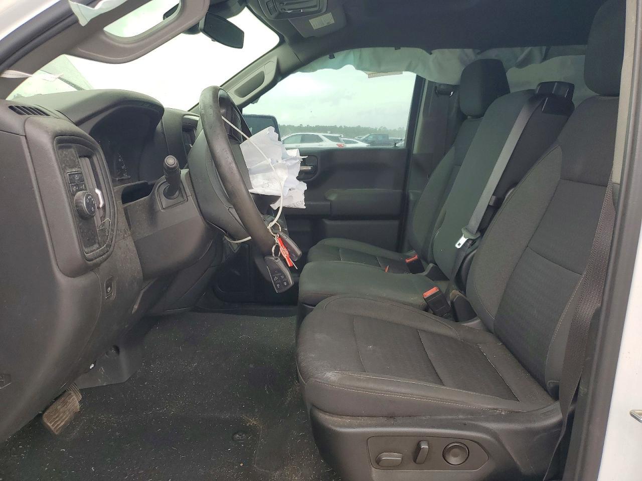 2022 Chevrolet Silverado C1500 Custom