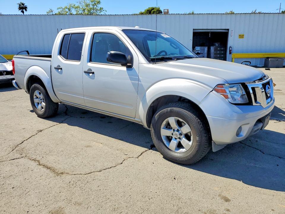 2013 Nissan Frontier s