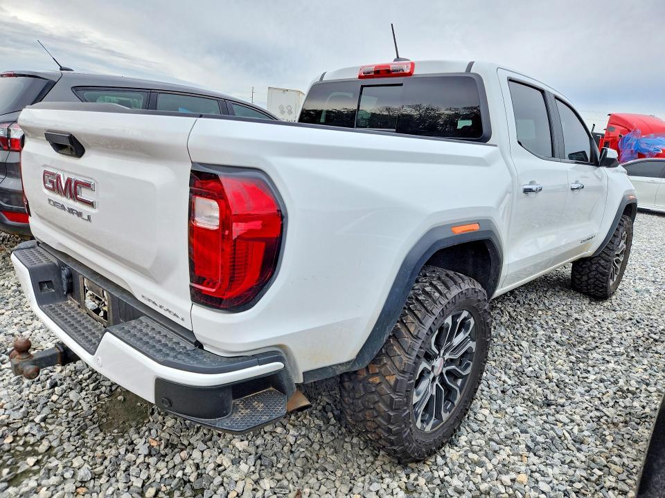 2024 GMC Canyon Denali