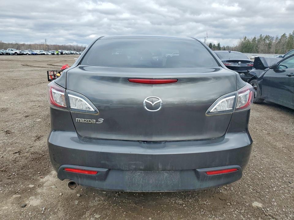 2011 Mazda 3 I