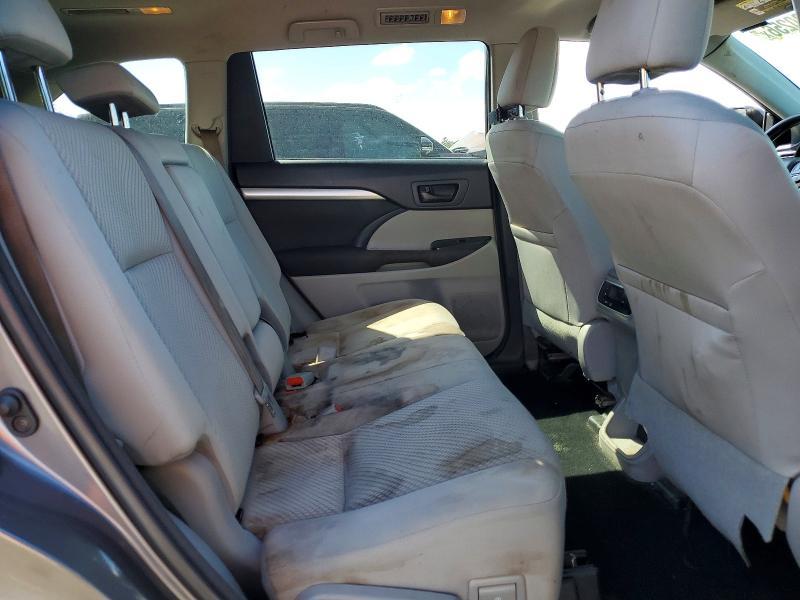 2018 Toyota Highlander le