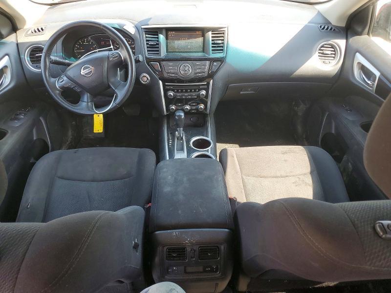 2015 Nissan Pathfinder sv