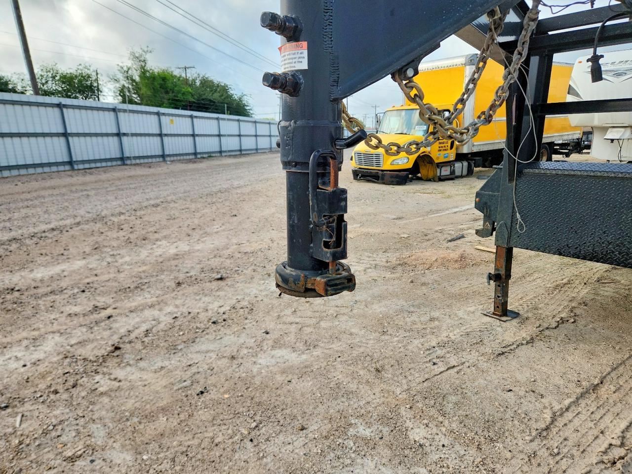 2023 Rawmaxx FDX-40-27K Equipment Trailer
