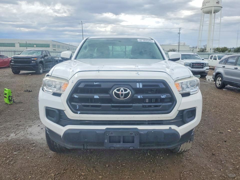 2016 Toyota Tacoma sr