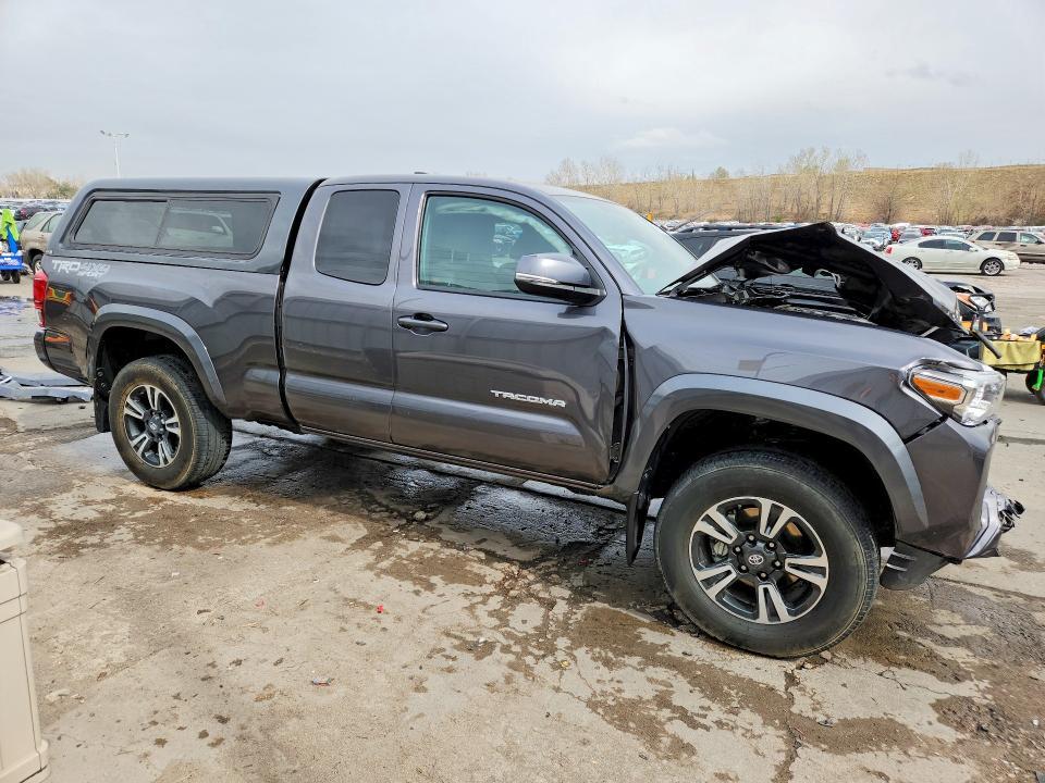 2017 Toyota Tacoma trd Sport