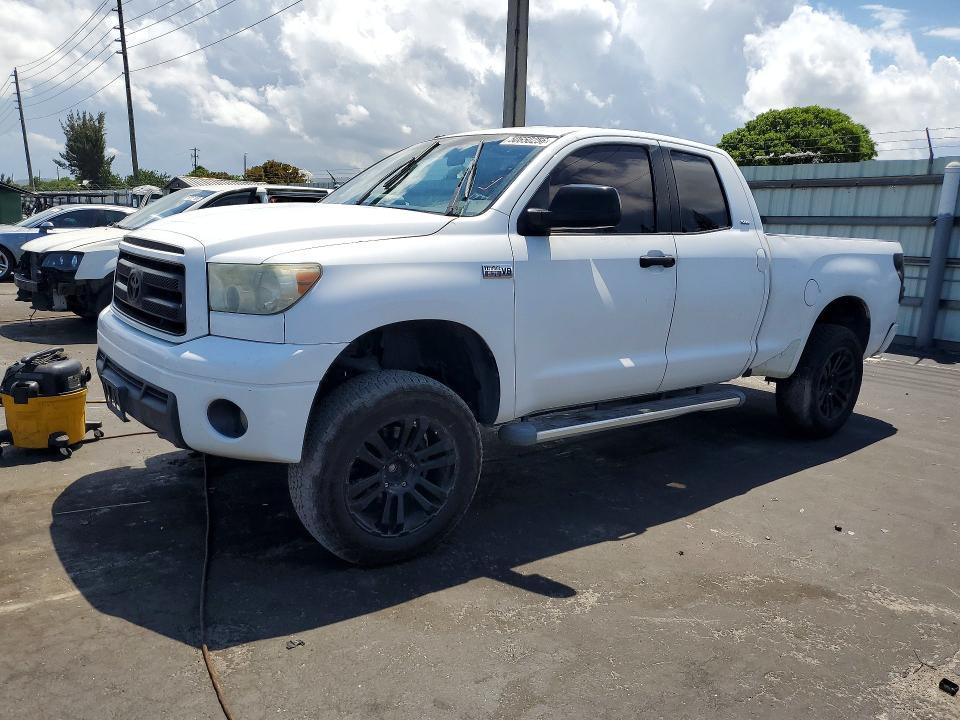 2010 Toyota Tundra Double cab SR5