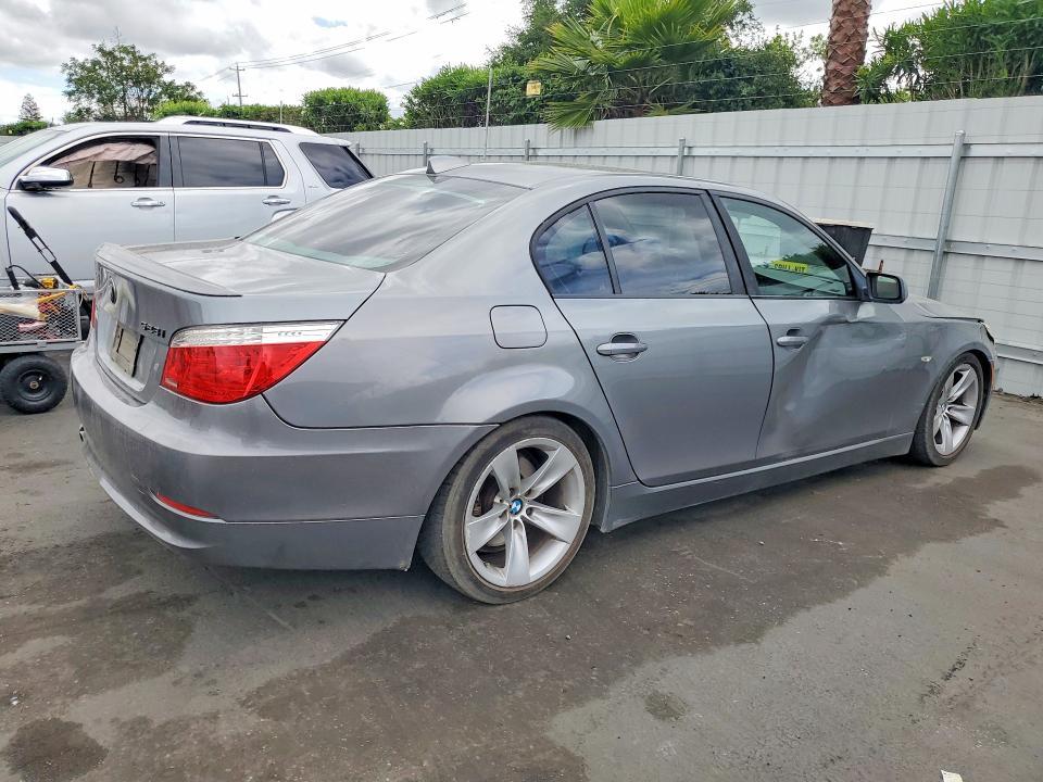 2008 BMW 528 i