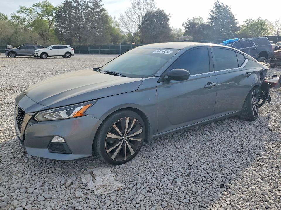 2021 Nissan Altima 2.5 sr