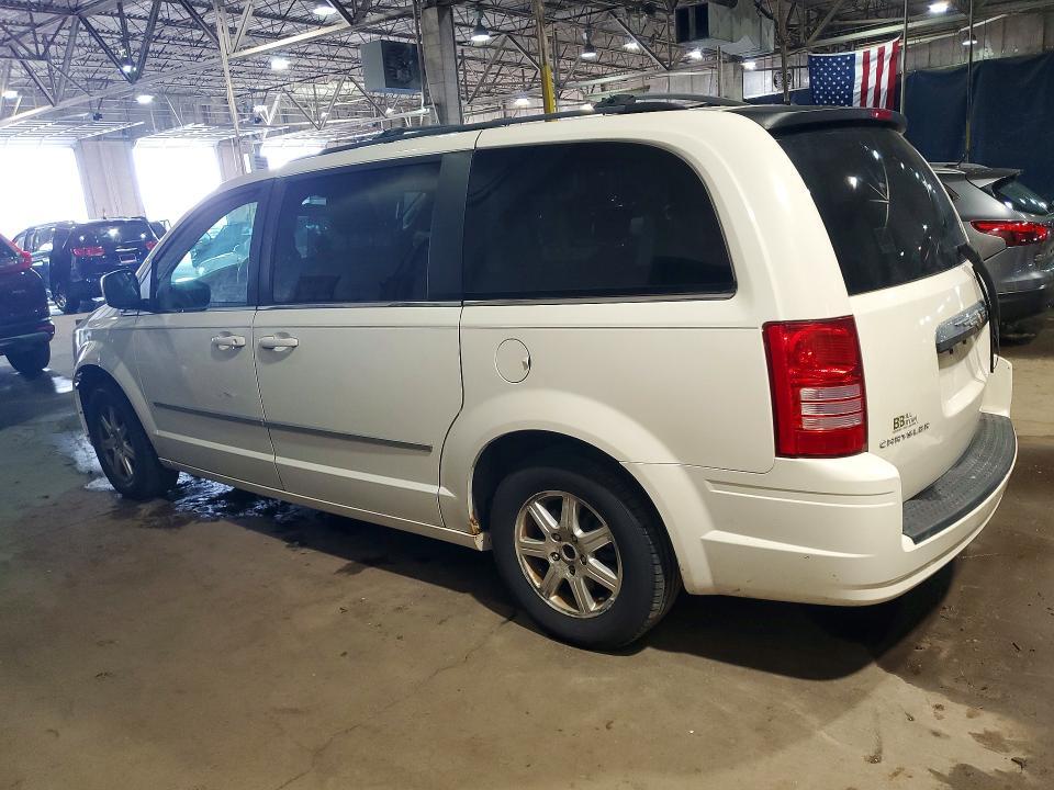 2010 Chrysler Town & Country Touring