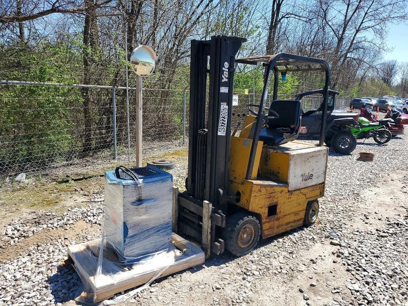 2000 Yale Forklift