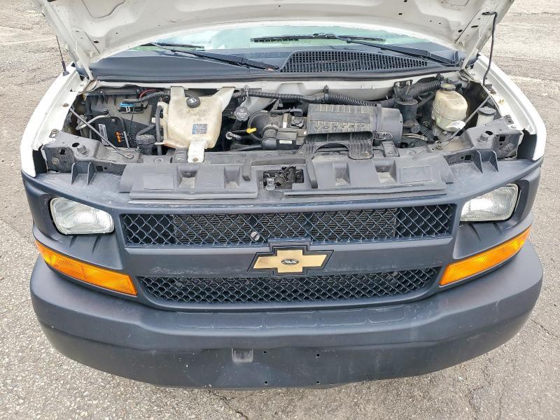 2016 Chevrolet Express G3500 Delivery Truck