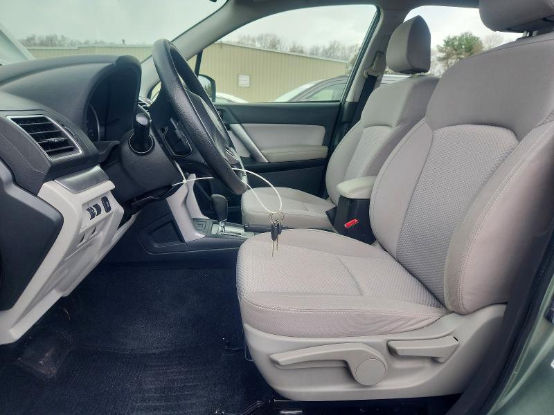 2016 Subaru Forester 2.5i