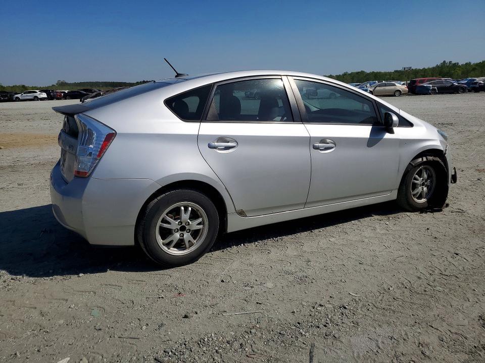 2010 Toyota Prius ii