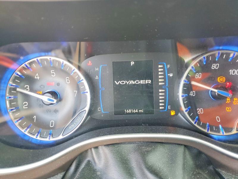2020 Chrysler Voyager lxi
