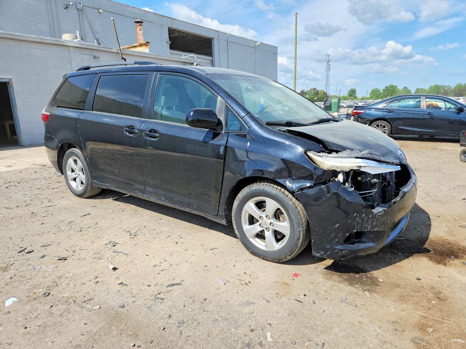 2015 Toyota Sienna le