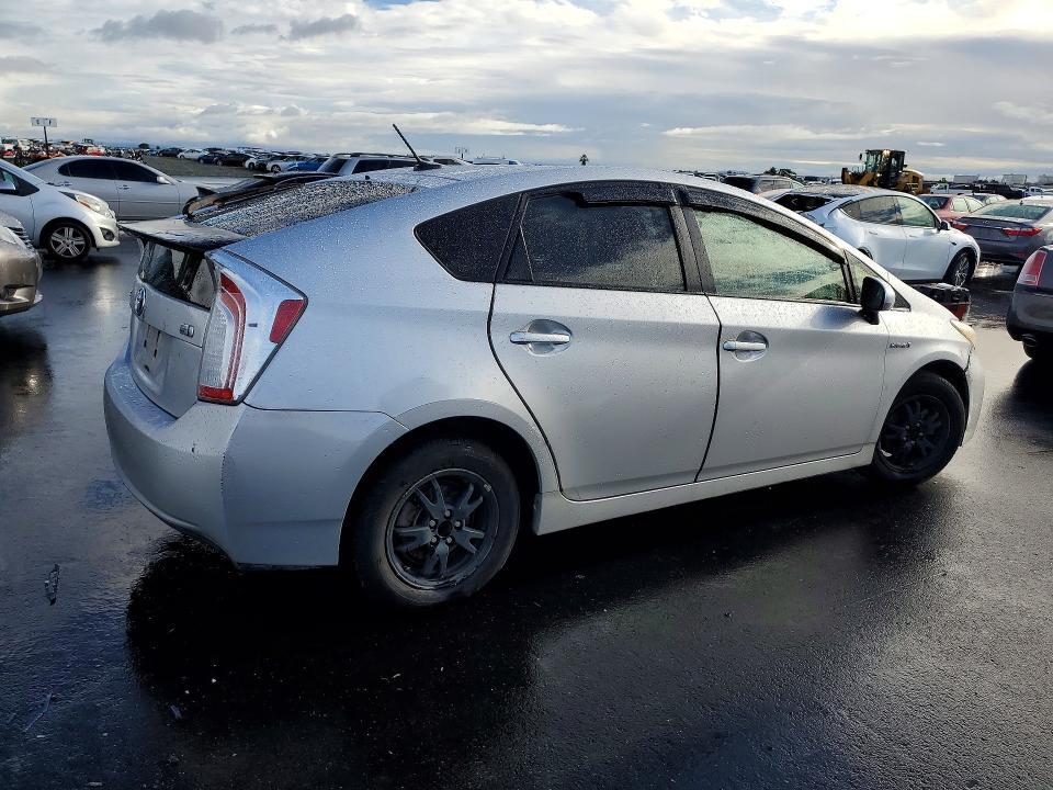 2014 Toyota Prius Three