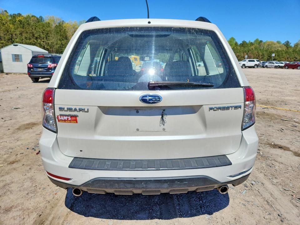 2010 Subaru Forester xs