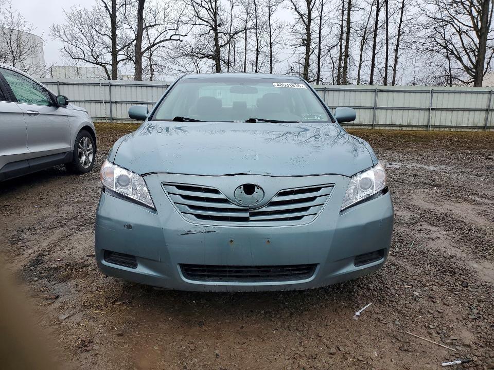 2009 Toyota Camry le