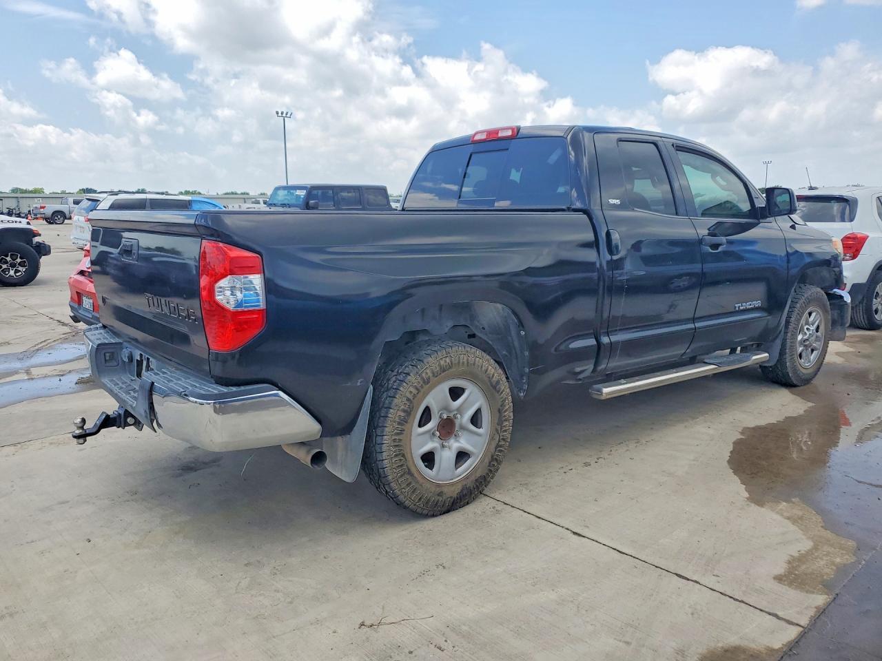2016 Toyota Tundra SR5