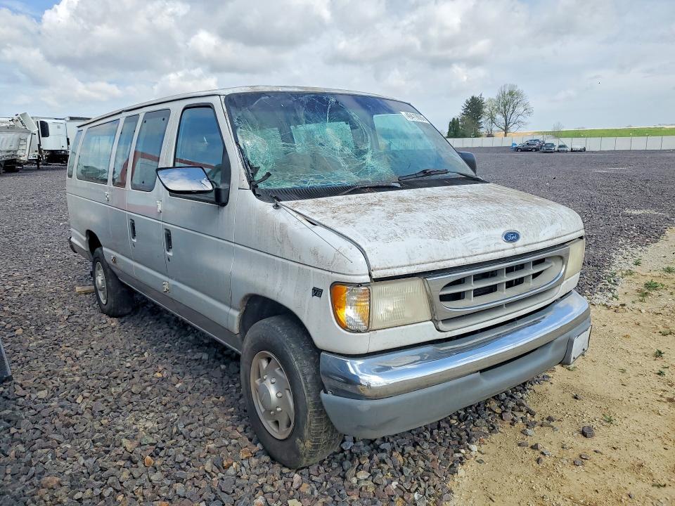 1999 Ford Econoline E350 Super Duty Wagon
