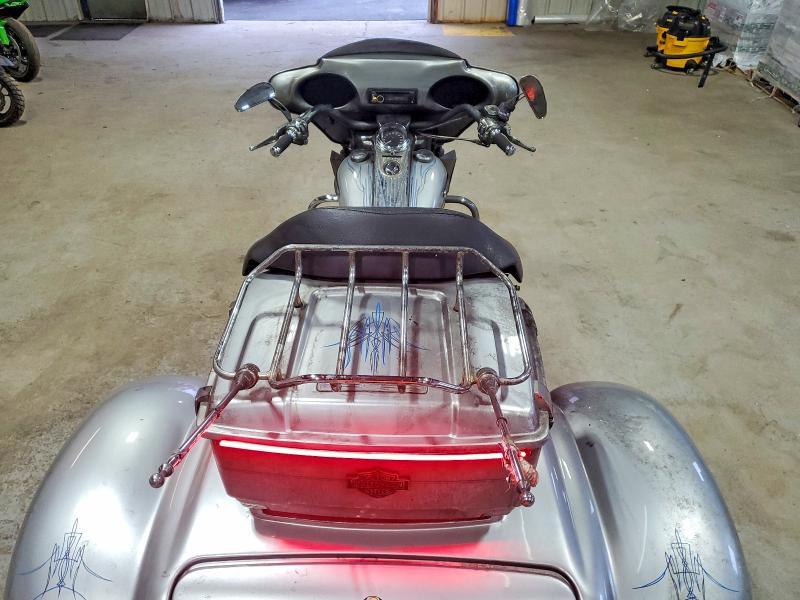 2005 Harley-Davidson Flhrci