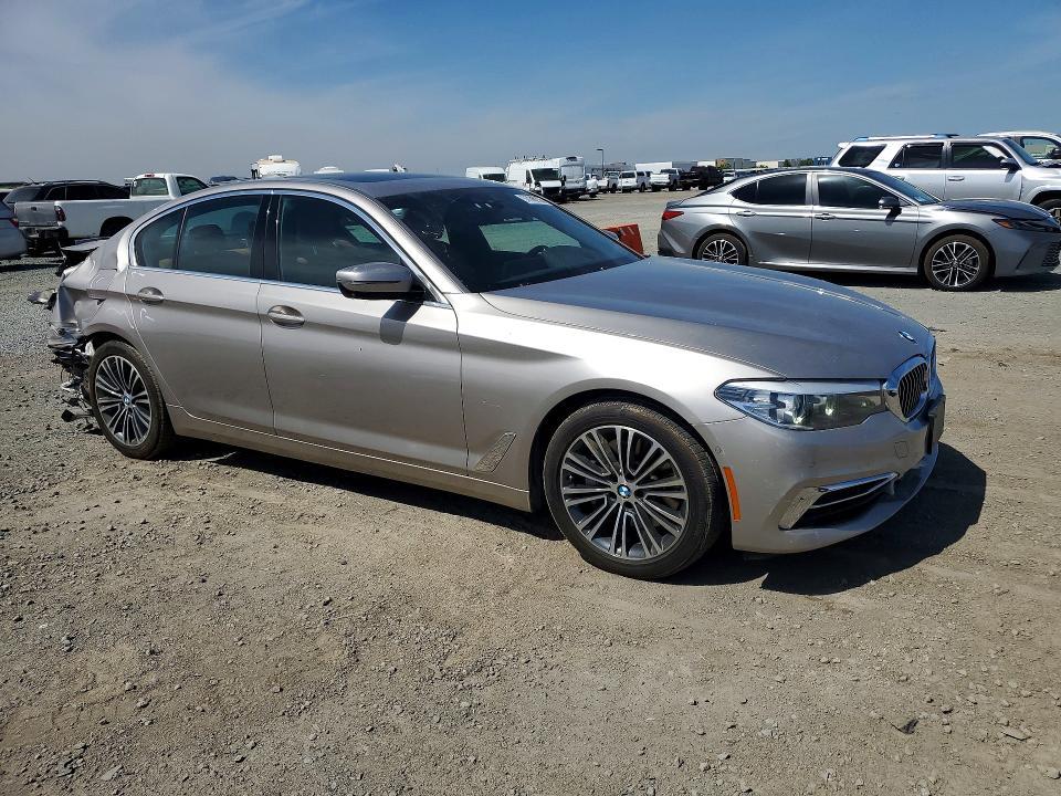 2019 BMW 540 i