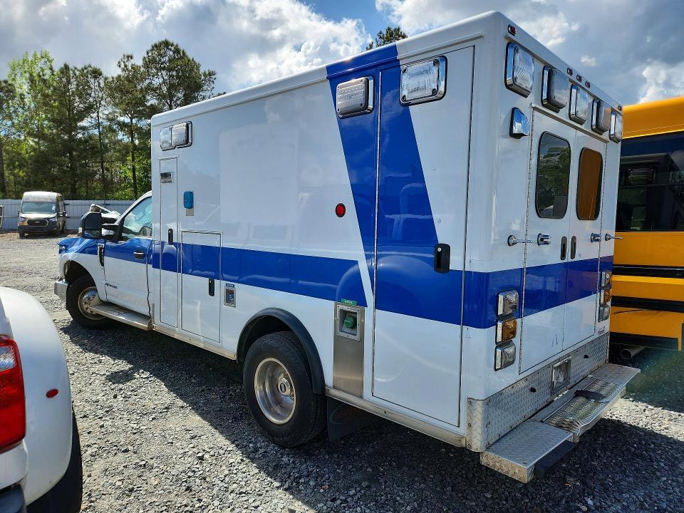 2017 Ford F350 Super Duty Ambulance
