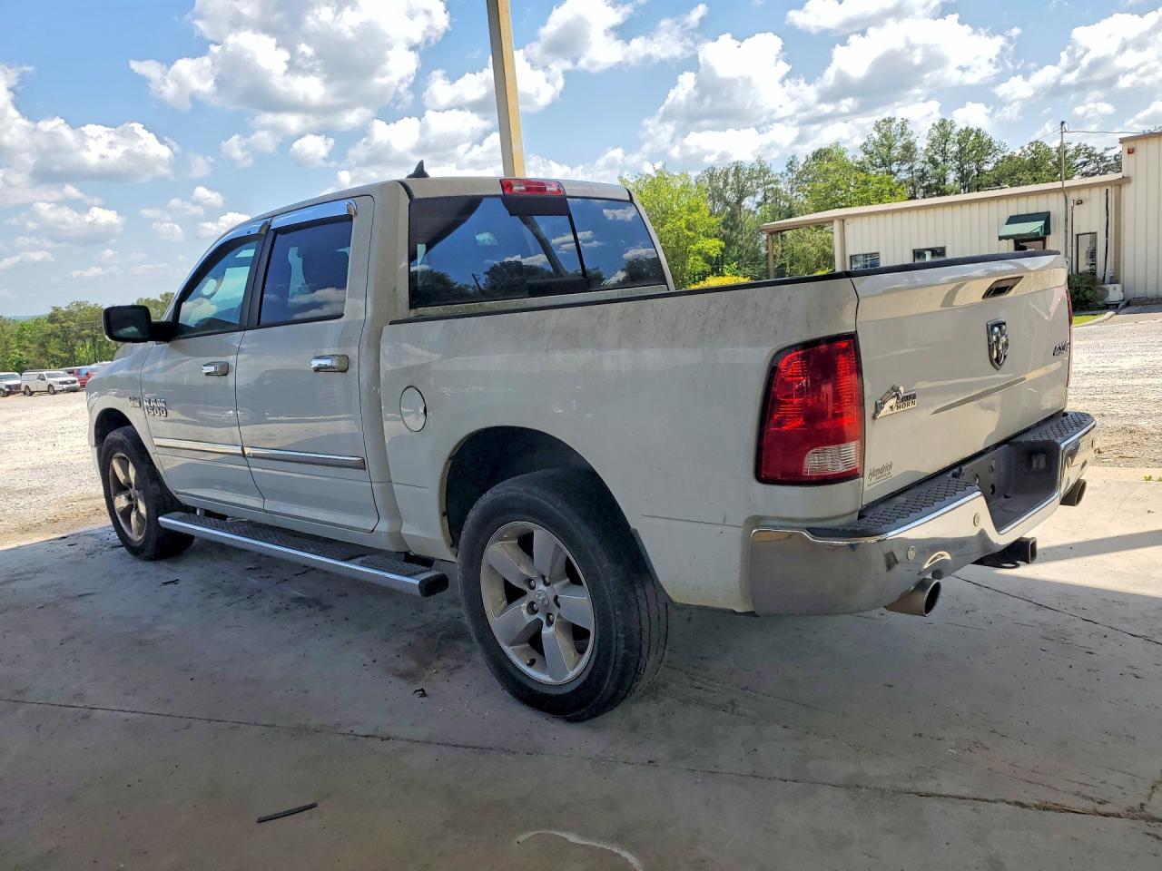 2017 Dodge RAM 1500 SLT