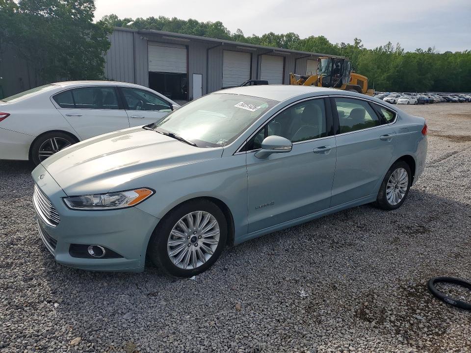 2014 Ford Fusion se Hybrid