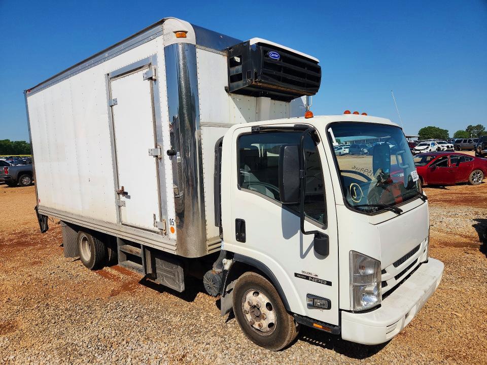 2016 Isuzu NPR Refrigerated BOX Truck