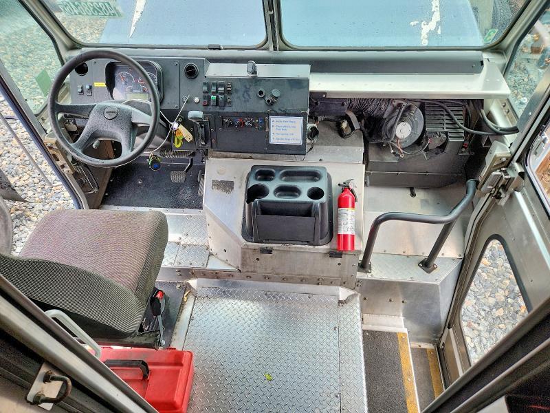 2020 Freightliner MT45G Chassis Delivery Truck