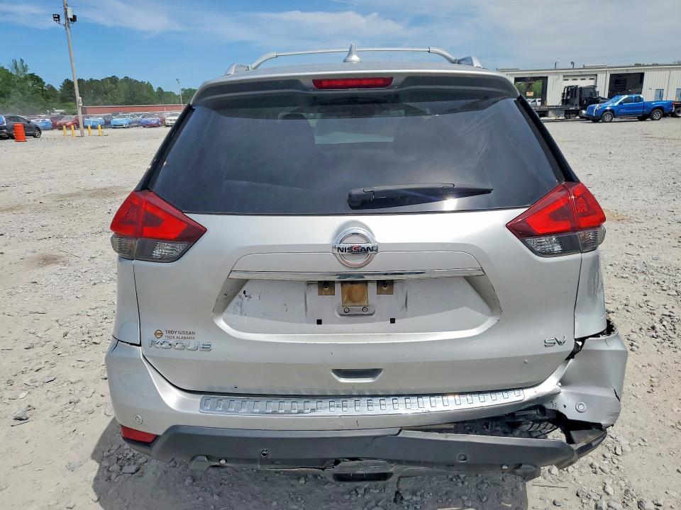 2019 Nissan Rogue sv