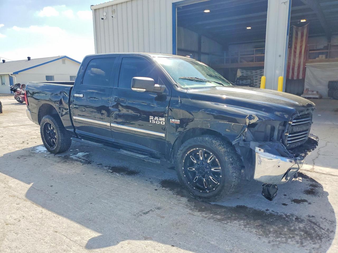 2017 Dodge RAM 1500 SLT