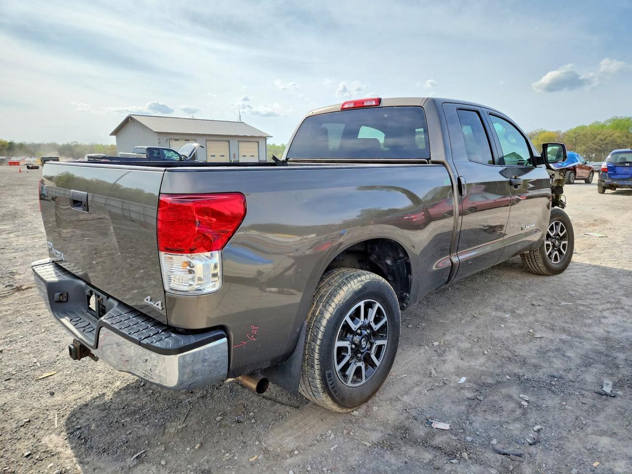 2013 Toyota Tundra Double Cab SR5