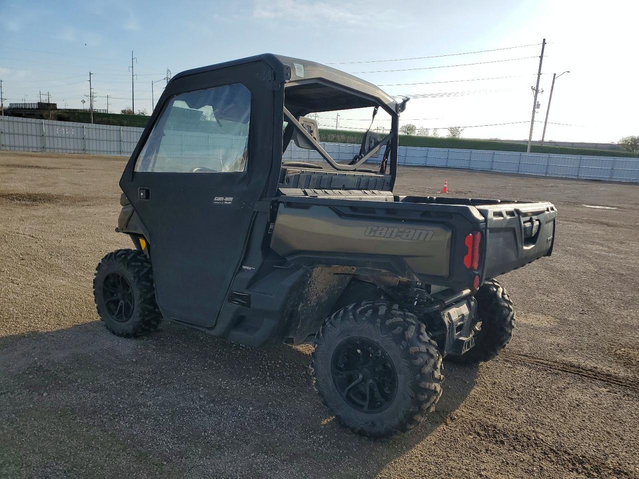 2020 Can-Am Defender XT Utility Vehicle