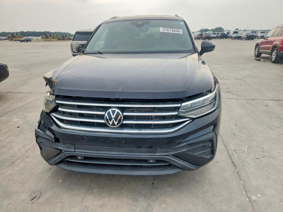 2022 Volkswagen Tiguan se
