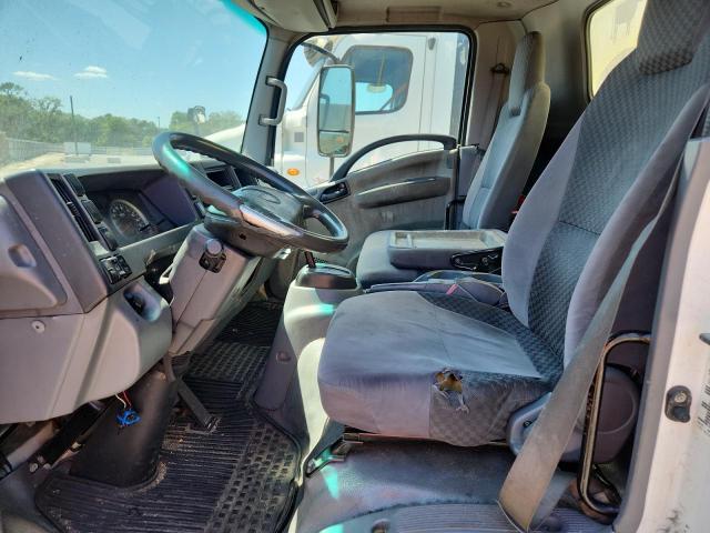 2011 Isuzu NPR BOX Truck
