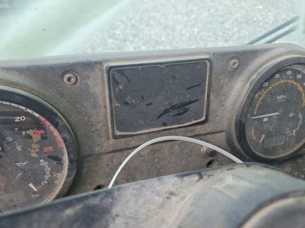 2012 Mack 600 LEU600